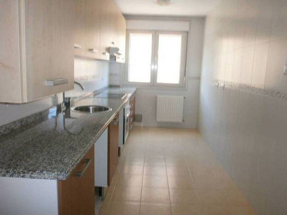 Foto 1 de Pis en venda a Milán - Pumarín - Teatinos de 2 habitacions amb garatge i jardí