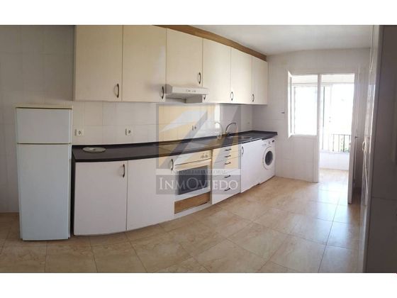 Foto 1 de Pis en venda a Tenderina Baja - Ventanielles de 3 habitacions amb terrassa i garatge