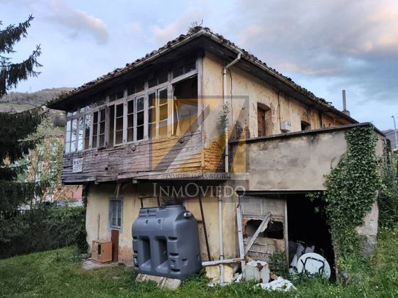 Foto 1 de Casa en venta en Riosa de 3 habitaciones con calefacción