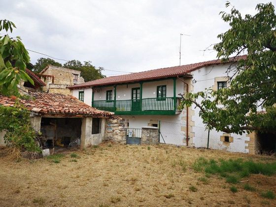 Foto 2 de Casa en venda a calle Santa María de 4 habitacions i 300 m²