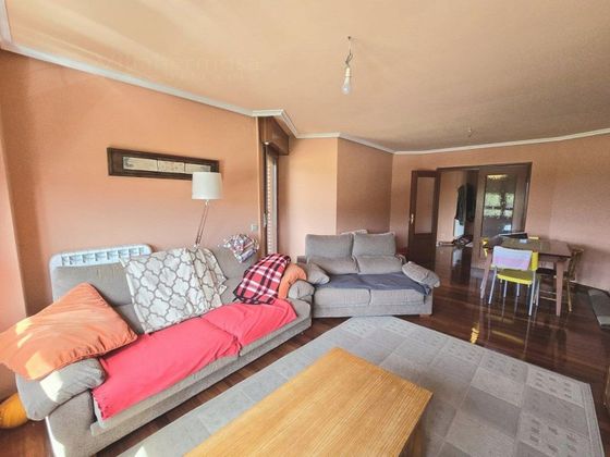Foto 2 de Venta de piso en calle Minervino del Río de 3 habitaciones y 126 m²