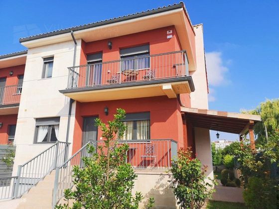 Foto 1 de Casa en venda a calle Guardia Civil de 4 habitacions amb garatge i calefacció