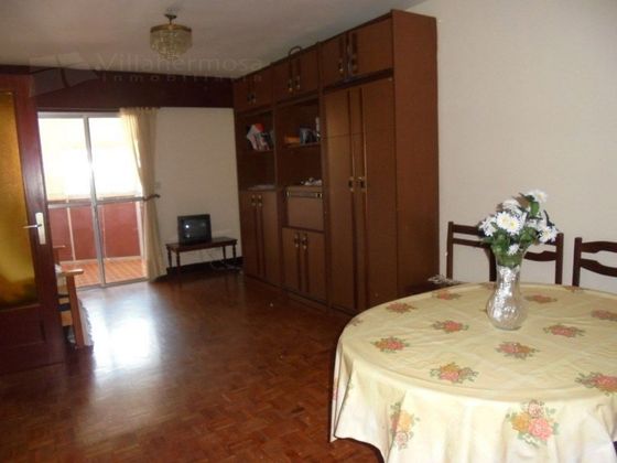 Foto 1 de Venta de piso en calle Valle de Manzanedo de 2 habitaciones con balcón