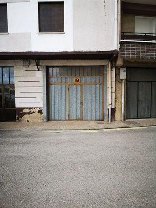 Foto 1 de Pis en venda a calle Merindad de Cuesta Urria de 2 habitacions amb garatge