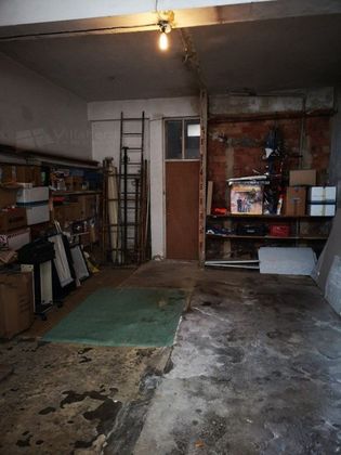 Foto 2 de Piso en venta en calle Merindad de Cuesta Urria de 2 habitaciones con garaje