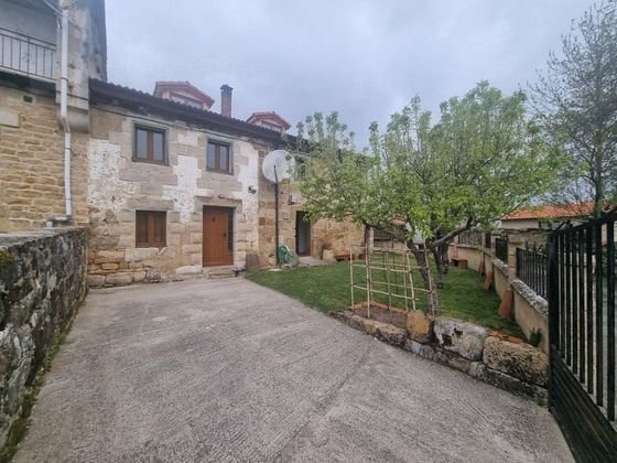 Foto 1 de Casa rural en venda a calle Santa Gadea Arriba de 9 habitacions amb garatge