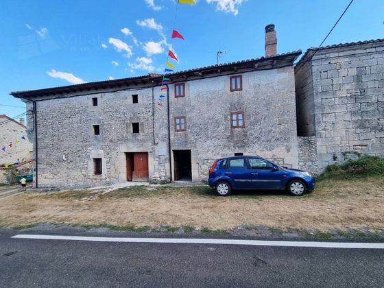 Foto 2 de Casa rural en venta en calle Lugar San Miguel de Cornezuelo de 4 habitaciones y 323 m²