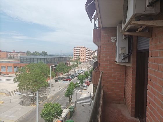 Foto 1 de Venta de piso en calle Miguel Hernández de 3 habitaciones con terraza y garaje
