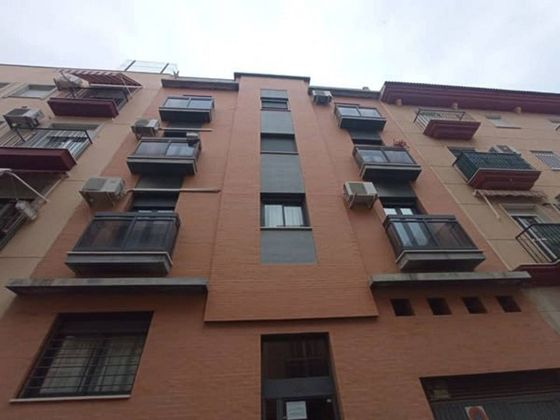 Foto 1 de Pis en venda a calle San Juan de 3 habitacions amb balcó i ascensor