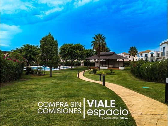 Foto 1 de Casa adossada en venda a Costa Esuri de 2 habitacions amb terrassa i piscina