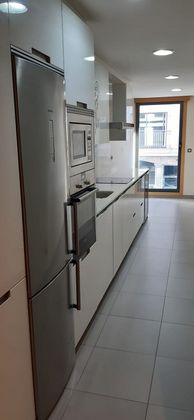 Foto 2 de Venta de piso en Praza España - Casablanca de 3 habitaciones con garaje y calefacción
