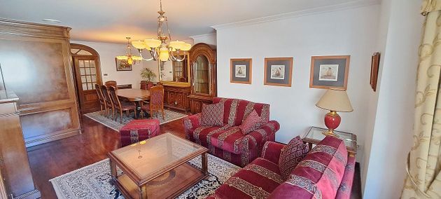 Foto 1 de Pis en venda a Praza España - Casablanca de 4 habitacions amb garatge i calefacció