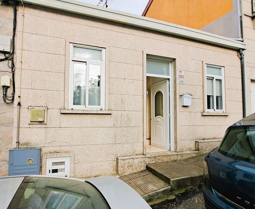 Foto 1 de Casa adosada en venta en Travesía de Vigo - San Xoán de 3 habitaciones con terraza y calefacción