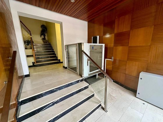 Foto 2 de Pis en venda a Elda de 4 habitacions amb terrassa i ascensor