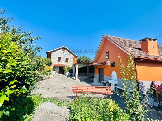 Foto 1 de Xalet en venda a Ponteareas de 4 habitacions amb terrassa i garatge
