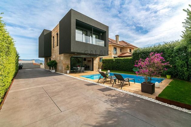 Foto 1 de Xalet en venda a Alcabre - Navia - Comesaña de 3 habitacions amb terrassa i piscina