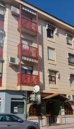 Foto 1 de Pis en venda a plaza De San Pedro de 3 habitacions amb terrassa i garatge