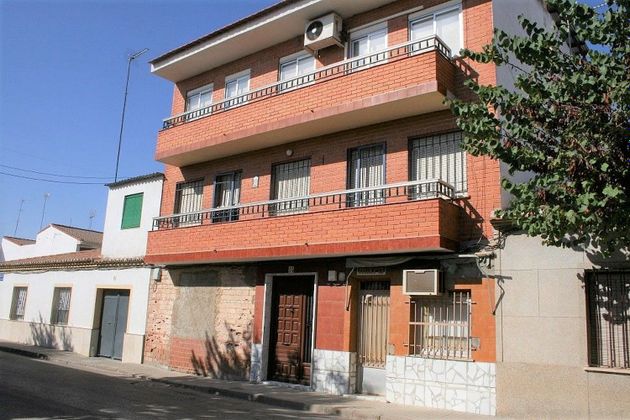 Foto 1 de Piso en venta en calle Flor de Rivera de 3 habitaciones con terraza y balcón