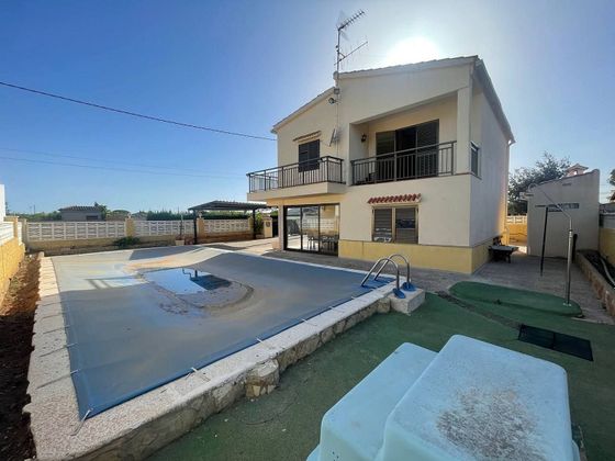 Foto 1 de Xalet en venda a El Grao de 4 habitacions amb piscina i garatge