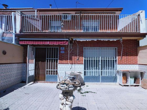 Foto 1 de Casa en venda a Alameda de la Sagra de 4 habitacions amb terrassa i garatge