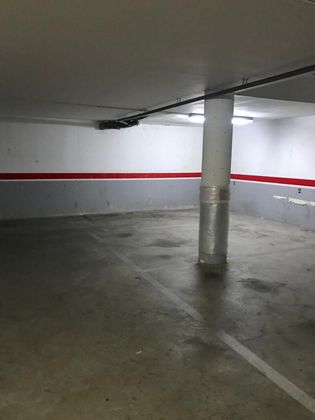 Foto 2 de Alquiler de garaje en calle Sant Joaquim de 10 m²