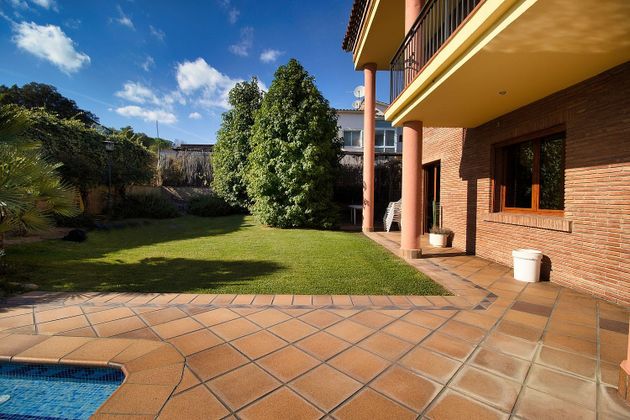 Foto 2 de Xalet en venda a Llinars del Valles de 4 habitacions amb terrassa i piscina