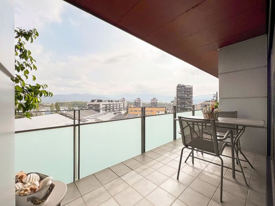 Foto 2 de Pis en venda a calle Pompeu Fabra de 3 habitacions amb terrassa i piscina