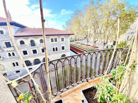 Foto 2 de Piso en venta en Centro - Vitoria-Gasteiz de 3 habitaciones con terraza y garaje