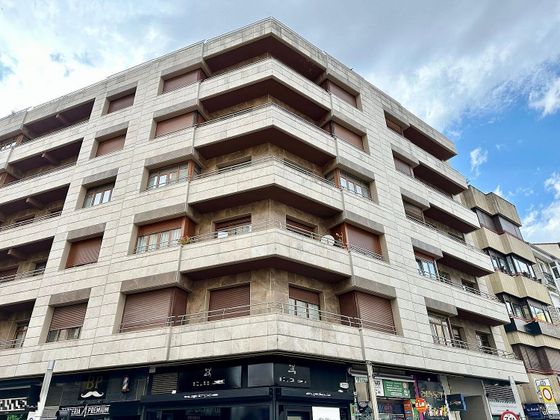 Foto 1 de Piso en venta en calle Ramon Ortiz de Zarate de 5 habitaciones con terraza y garaje