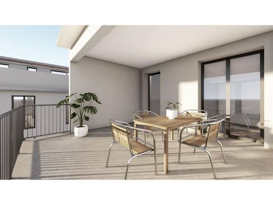 Foto 1 de Dúplex en venda a calle De Pere Fizes de 3 habitacions amb terrassa i balcó