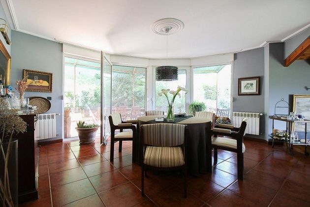 Foto 2 de Xalet en venda a Villaescusa de 5 habitacions amb terrassa i garatge