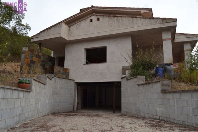 Foto 2 de Casa en venta en Vallromanes de 4 habitaciones con terraza y piscina