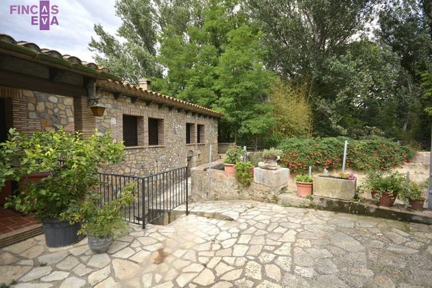 Foto 2 de Casa en venda a Borrassà de 6 habitacions amb terrassa i calefacció