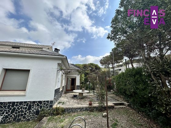 Foto 1 de Xalet en venda a Vallromanes de 4 habitacions amb terrassa i piscina