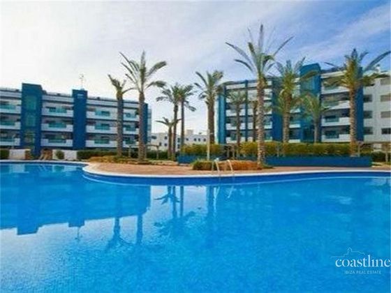 Foto 1 de Àtic en venda a Santa Eulalia del Río de 2 habitacions amb terrassa i piscina