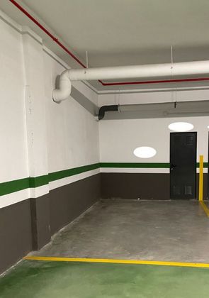 Foto 1 de Garaje en alquiler en ronda De Narcís Monturiol de 7 m²