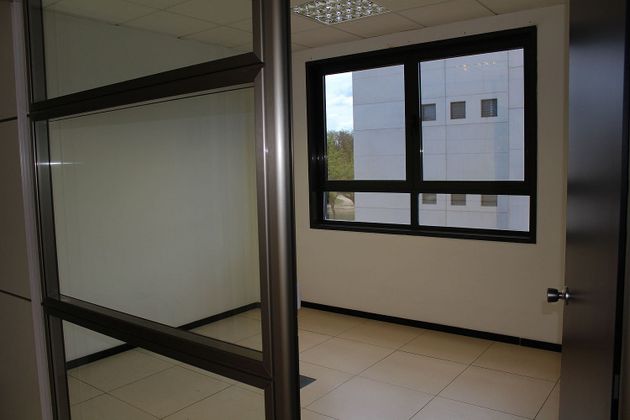 Foto 2 de Oficina en lloguer a Zona Montecañada - Parque Tecnológico amb aire acondicionat i calefacció
