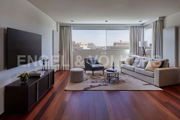 Foto 1 de Piso en alquiler en Castellana de 1 habitación con muebles y aire acondicionado