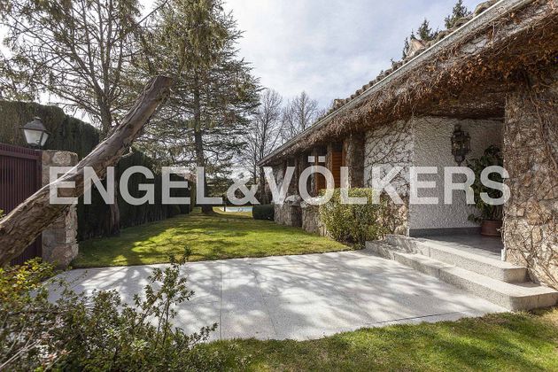 Foto 1 de Xalet en venda a Fontenebro - Altavista de 8 habitacions amb piscina i garatge