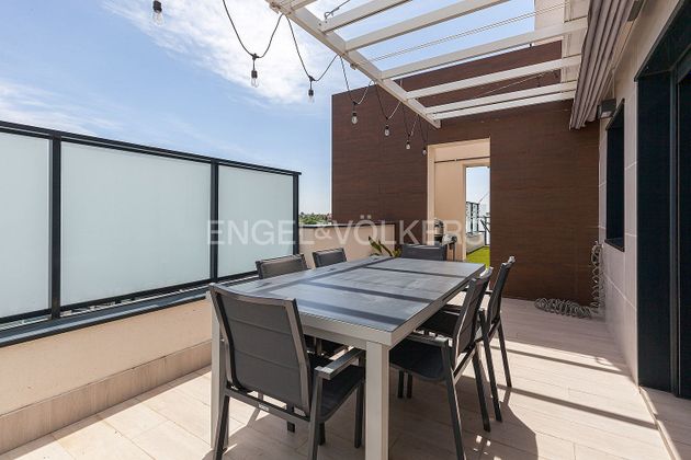 Foto 1 de Ático en venta en Tempranales de 3 habitaciones con terraza y piscina