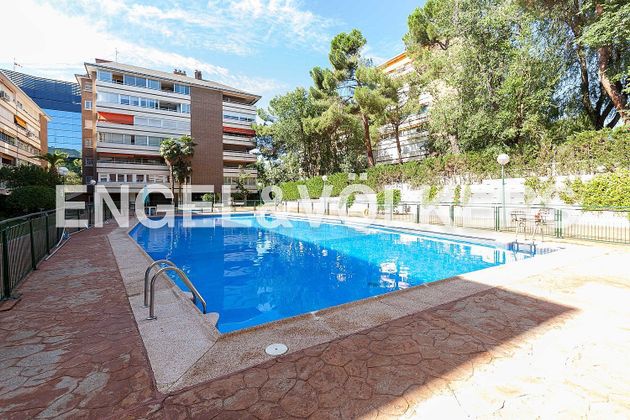 Foto 1 de Pis en venda a Palomas de 5 habitacions amb terrassa i piscina