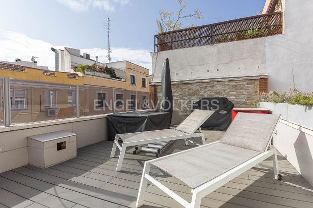Foto 2 de Àtic en venda a Fuente del Berro de 2 habitacions amb terrassa i aire acondicionat