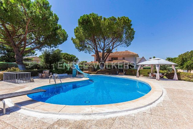 Foto 1 de Xalet en venda a Fuente el Saz de Jarama de 5 habitacions amb piscina i garatge