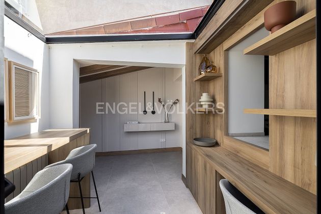 Foto 2 de Piso en venta en Sol de 2 habitaciones con terraza y aire acondicionado
