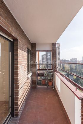 Foto 2 de Venta de piso en Castilla de 4 habitaciones con terraza y garaje