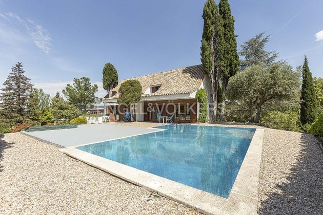 Foto 1 de Xalet en venda a Soto de Viñuelas de 4 habitacions amb terrassa i piscina