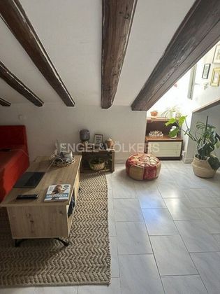Foto 2 de Venta de piso en Almagro de 2 habitaciones con aire acondicionado