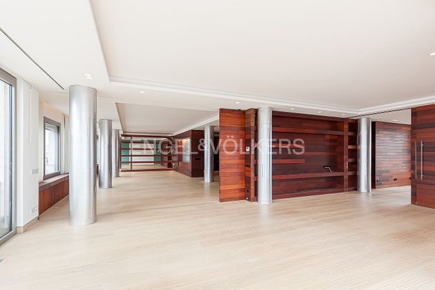 Foto 2 de Pis en venda a Gaztambide de 4 habitacions amb terrassa i garatge