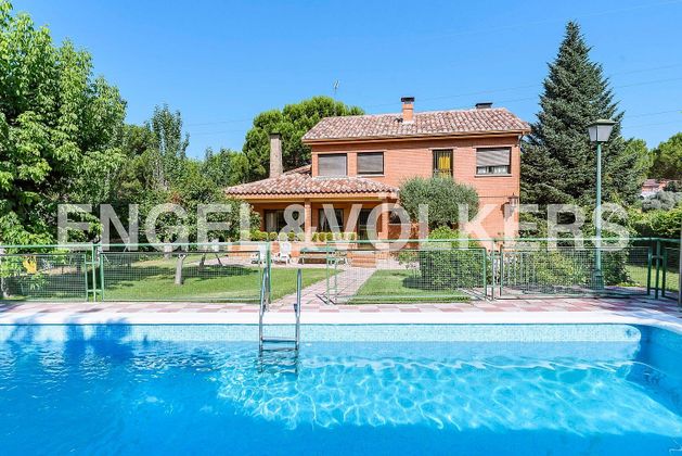 Foto 1 de Casa en lloguer a El Olivar de Mirabal de 4 habitacions amb terrassa i piscina