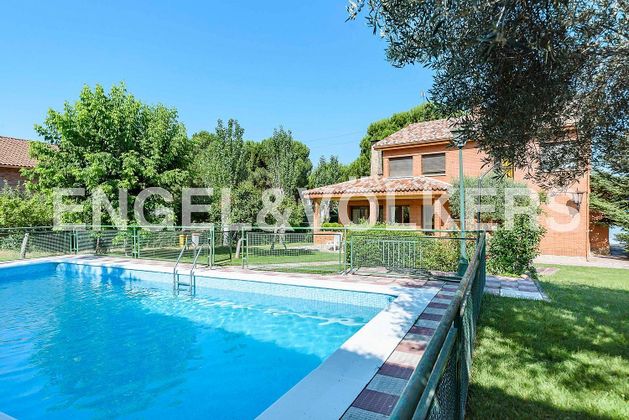 Foto 2 de Casa en lloguer a El Olivar de Mirabal de 4 habitacions amb terrassa i piscina
